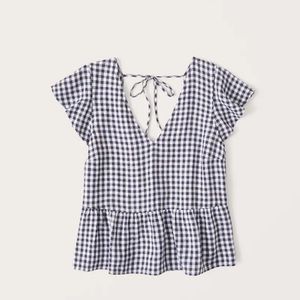 ⚡️LAST CHANCE⚡️Abercrombie Flutter Sleeve Trapeze